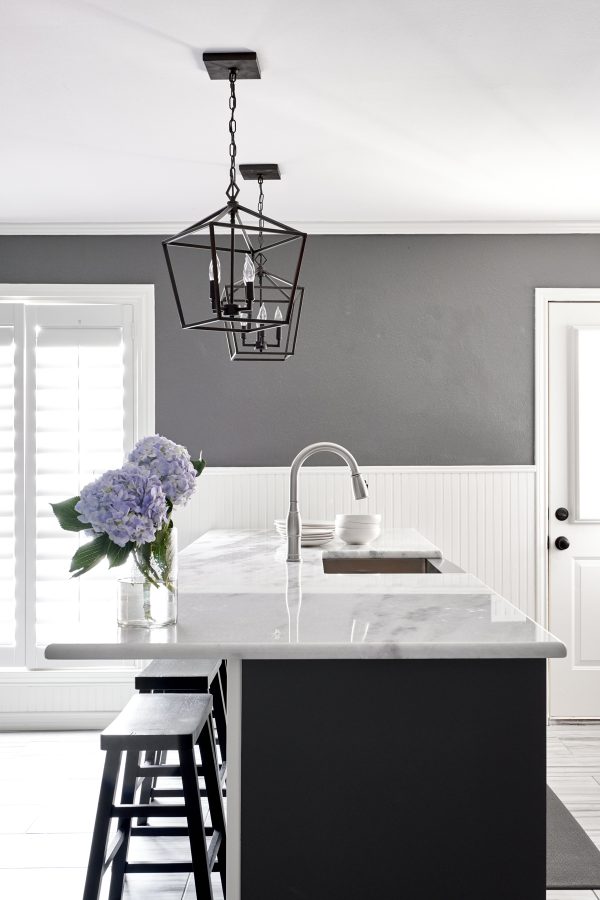 Here's How to Mix Metals in Your Home Decor Courtney Warren Home